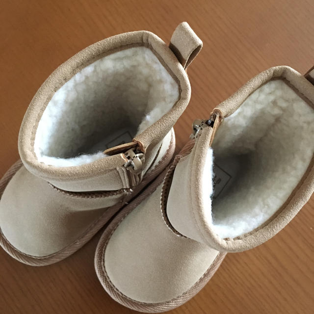 babyGAP(ベビーギャップ)の新品未使用♡GAPbaby ブーツ キッズ/ベビー/マタニティのベビー靴/シューズ(~14cm)(ブーツ)の商品写真