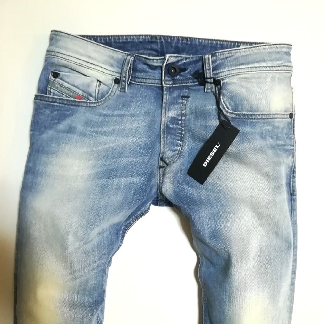 新品　DIESEL  ストレッチスキニーデニム　モデルSLEENKER