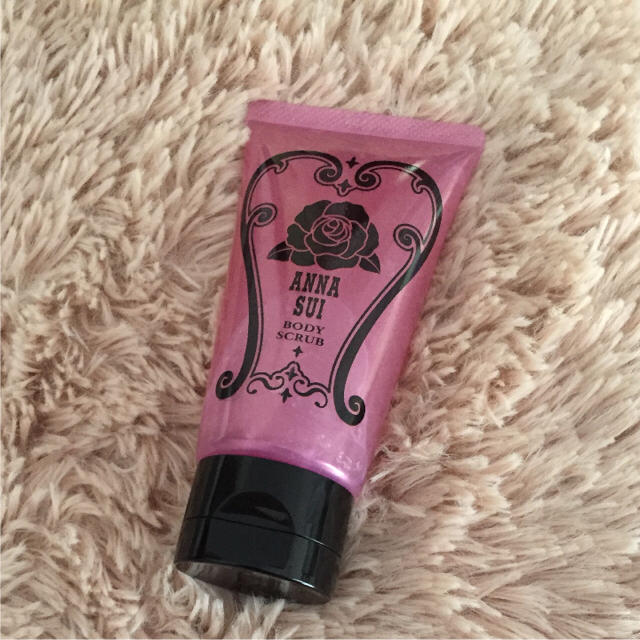 ANNA SUI(アナスイ)のアナスイ ボディ スクラブ コスメ/美容のボディケア(ボディスクラブ)の商品写真