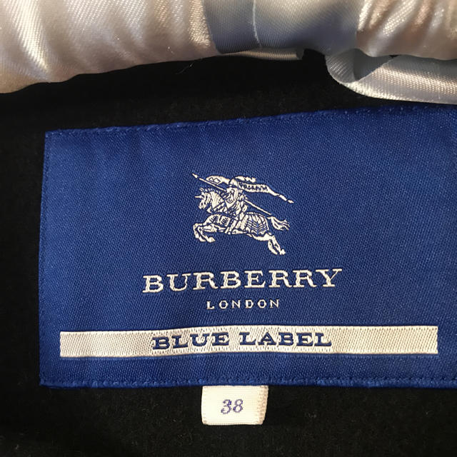 BURBERRY BLUE LABEL(バーバリーブルーレーベル)のすず402様専用 BURBERRY BLUE LABEL レディースのジャケット/アウター(ロングコート)の商品写真