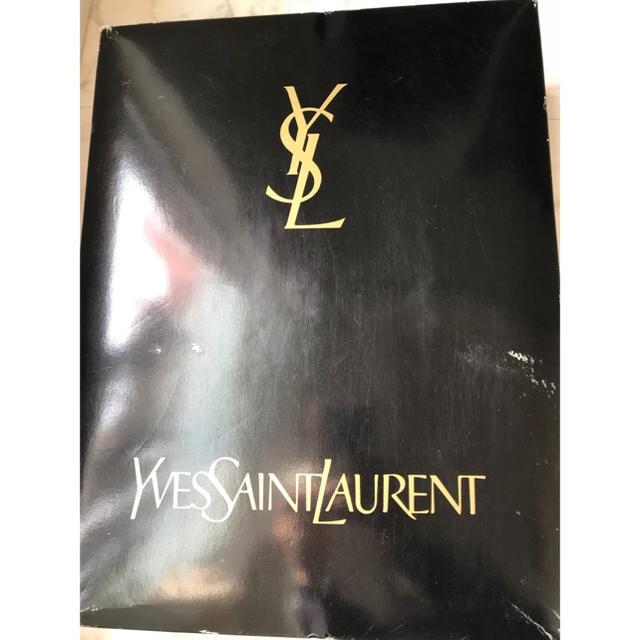 Saint Laurent(サンローラン)の【新品・未使用】ボアシーツ イヴサンローラン お値下げ！ インテリア/住まい/日用品の寝具(シーツ/カバー)の商品写真