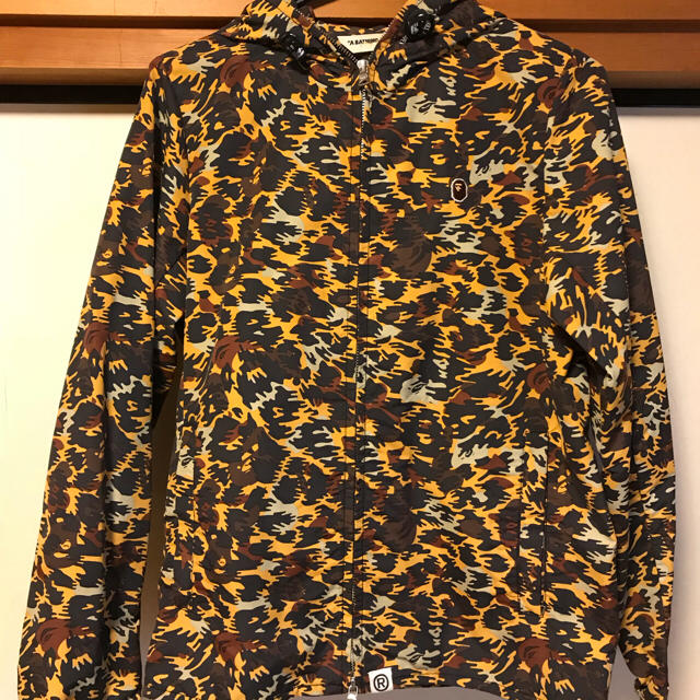 A BATHING APE(アベイシングエイプ)のA BATHING APE レディースのジャケット/アウター(ナイロンジャケット)の商品写真