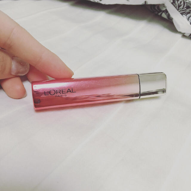 L'Oreal Paris(ロレアルパリ)のshiho様専用 コスメ/美容のベースメイク/化粧品(リップグロス)の商品写真