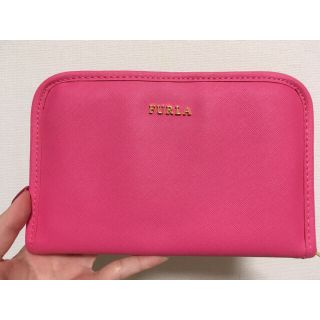 フルラ(Furla)の値下げ！FURLA 万能ポーチ （ブランドコスメのサンプル付き！）(ポーチ)