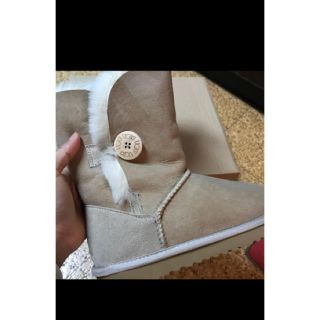 アグ(UGG)の15日まで特別値下げ！！！UGG 新品 ムートン(ブーツ)