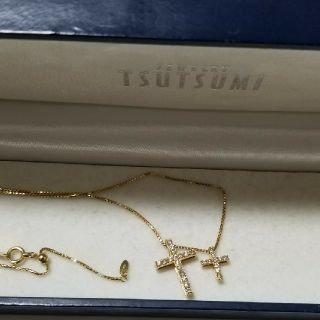 ジュエリーツツミ(JEWELRY TSUTSUMI)のジュエリーツツミ K18ダイヤクロスネックレス(ネックレス)