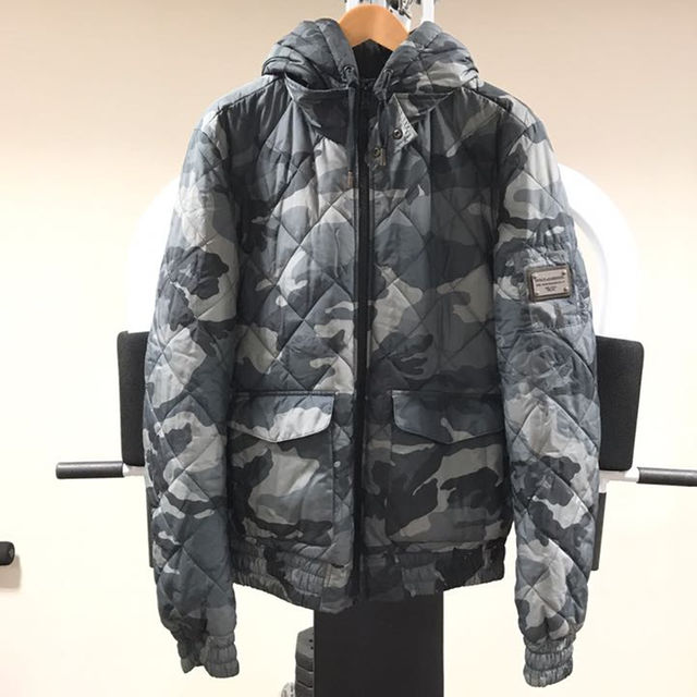 DOLCE&GABBANA - ドルガバ DOLCE&GABBANA 迷彩 ダウン購入時198000円の