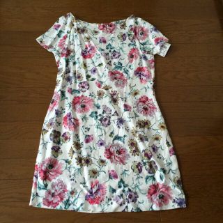 ザラ(ZARA)のZARA 花柄 ワンピース L(ひざ丈ワンピース)