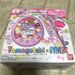 BANDAI - たまごっち みくす サンリオキャラクターズ DXセット