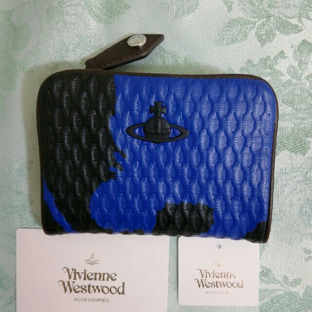 Vivienne Westwood(ヴィヴィアンウエストウッド)の新品未使用タグ付　正規品Vivienne Westwood小銭入れ付パスケース メンズのファッション小物(コインケース/小銭入れ)の商品写真