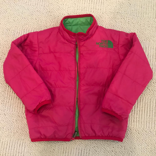 THE NORTH FACE(ザノースフェイス)のTHE NORTH FACE 90cmアウター キッズ/ベビー/マタニティのキッズ服女の子用(90cm~)(ジャケット/上着)の商品写真