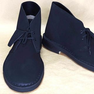 クラークス(Clarks)のクラークス Clarks デザートブーツ　黒スエード US7.5 正規新品Ｎ(ブーツ)