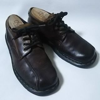 ドクターマーチン(Dr.Martens)の名作イングランド製!ドクターマーチン高級牛革レザーシューズ希少デザイン！茶(ドレス/ビジネス)