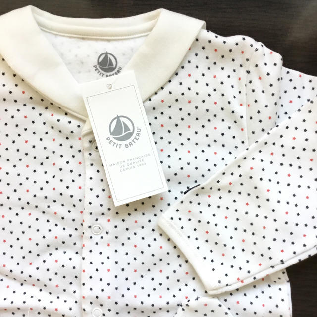 PETIT BATEAU(プチバトー)の【がーみー様専用】プチバトー 6m プリントセーラーカラー前開きロンパース キッズ/ベビー/マタニティのベビー服(~85cm)(ロンパース)の商品写真