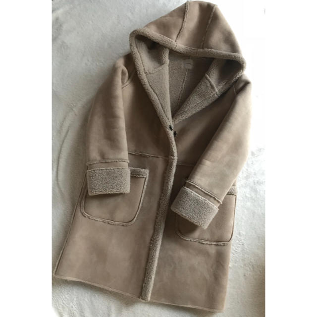 Ameri VINTAGE(アメリヴィンテージ)の【美品】AMERI ムートンコート レディースのジャケット/アウター(ムートンコート)の商品写真