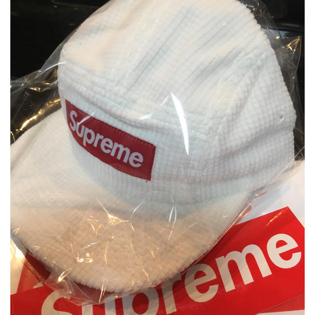 Supreme(シュプリーム)のWeek 15  シュプリーム コーデュロイキャンプキャップ白 メンズの帽子(キャップ)の商品写真