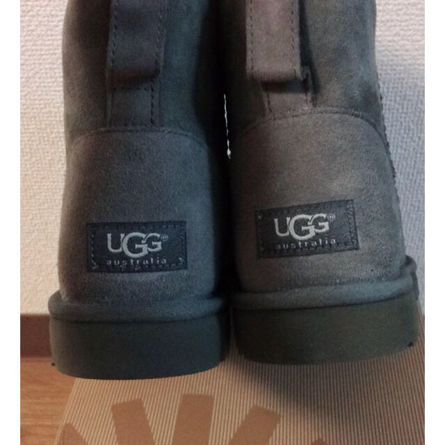 UGG(アグ)のパセリさん専用 UGG CLASSIC MINI レディースの靴/シューズ(ブーツ)の商品写真