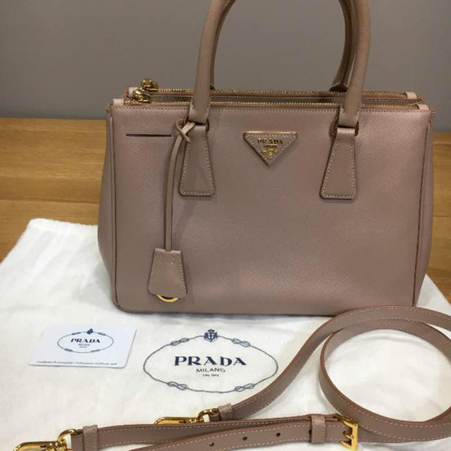 PRADA - プラダ♡サフィアーノ♡ルクス♡ピンクベージュ♡2wayショルダーバッグの通販 by 探し物あり♡｜プラダならラクマ