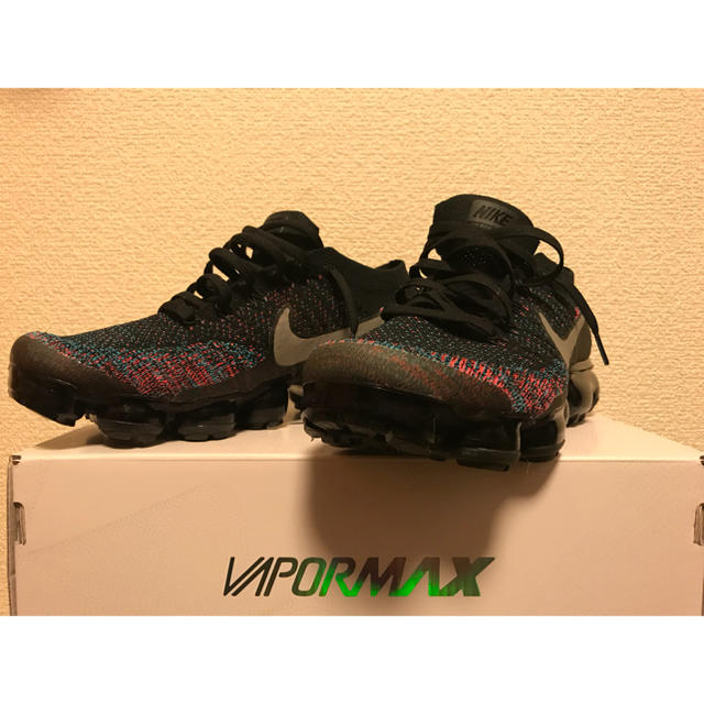 NIKE(ナイキ)のNIKE AIR VAPORMAX  メンズの靴/シューズ(スニーカー)の商品写真