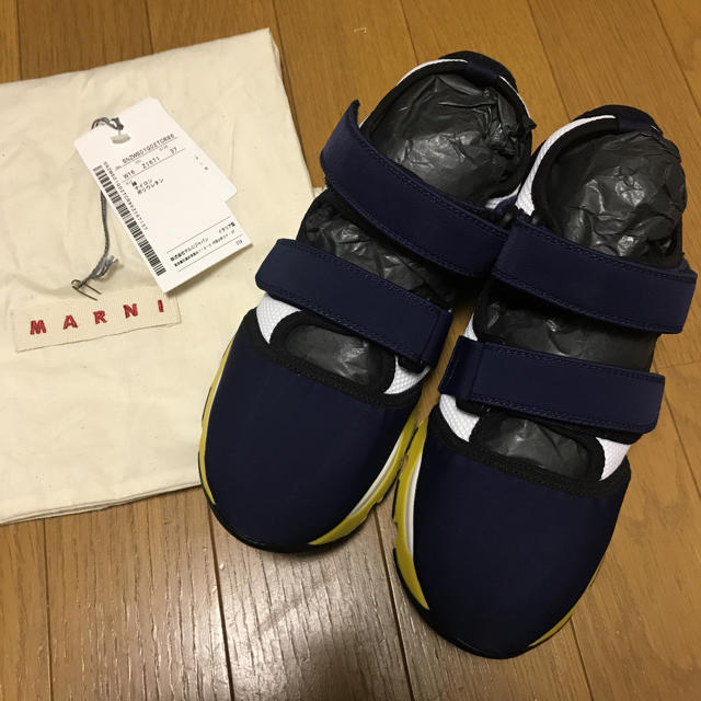 MARNI　マルニ　ベルクロ　ストラップ　スニーカー　黒　美品