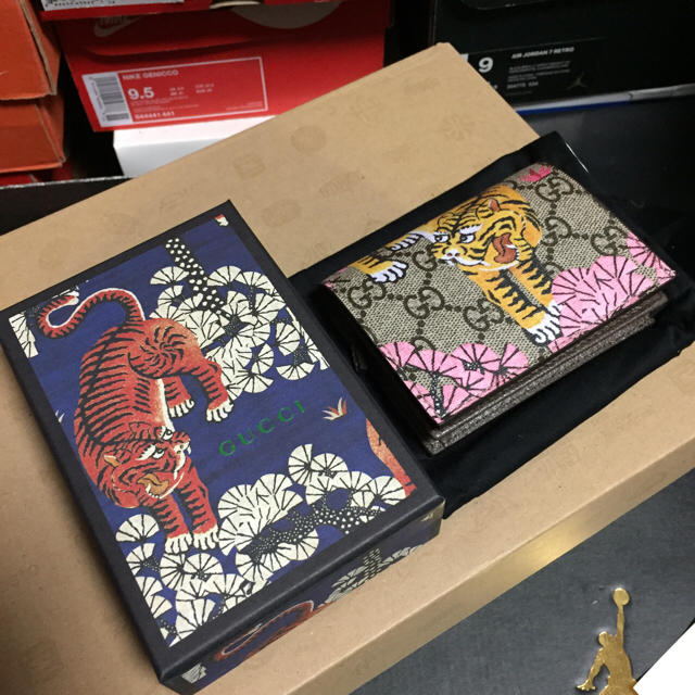 Gucci - 日本未発売 gucci グッチ ベンガル 正規品 財布 小銭入れ 虎 サイフの通販 by xxxt｜グッチならラクマ