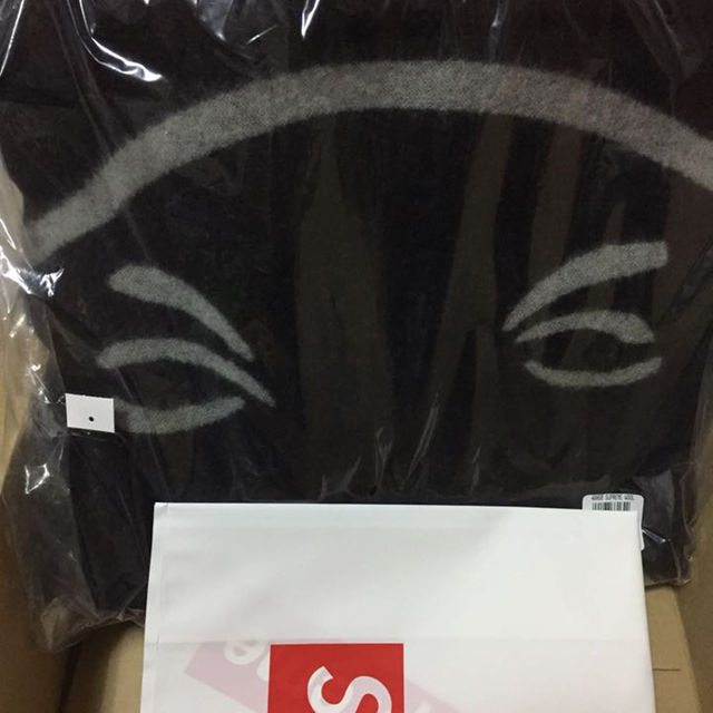 Supreme(シュプリーム)のsupreme wool rich blanket ブランケット  インテリア/住まい/日用品の寝具(毛布)の商品写真