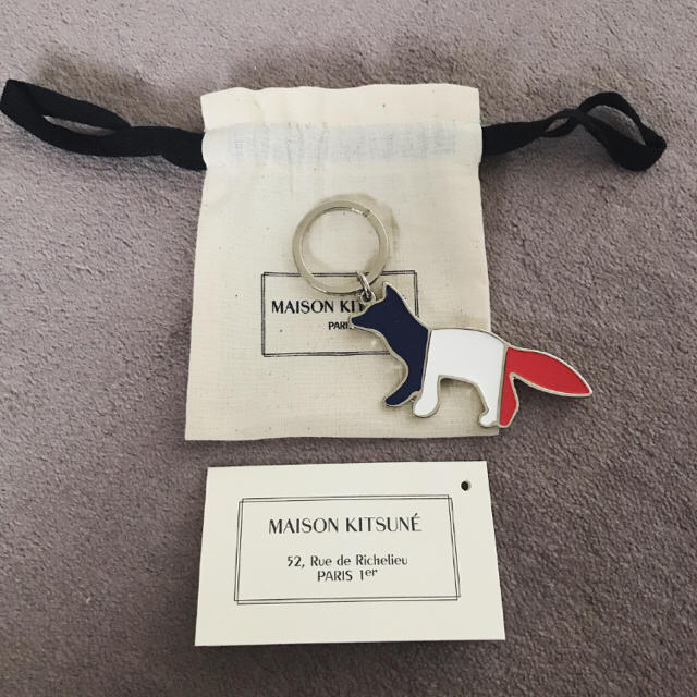 MAISON KITSUNE'(メゾンキツネ)のMAISON Kitsuné キーリング 新品未使用 レディースのファッション小物(キーホルダー)の商品写真