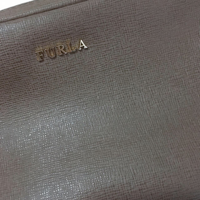 Furla(フルラ)のFURLA グレージュ ショルダーバッグ レディースのバッグ(ショルダーバッグ)の商品写真