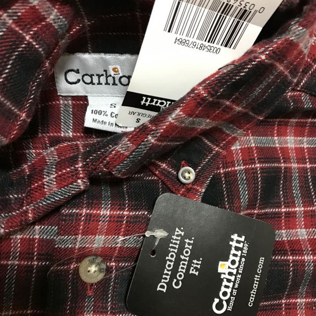 carhartt(カーハート)の値下！新品！Carhartt 赤① メンズのトップス(シャツ)の商品写真