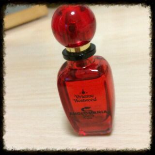 ヴィヴィアンウエストウッド(Vivienne Westwood)の香水ヴィヴィアン♡アングロマニア(香水(女性用))