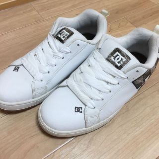 ディーシーシューズ(DC SHOES)の【値下げ‼︎】激レア‼︎DC☆28cm☆300927(スニーカー)