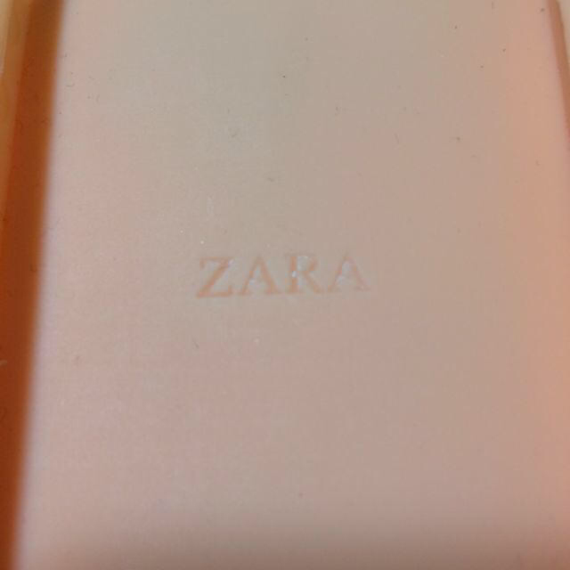 ZARA(ザラ)のZARA スマホ/家電/カメラのスマホアクセサリー(モバイルケース/カバー)の商品写真