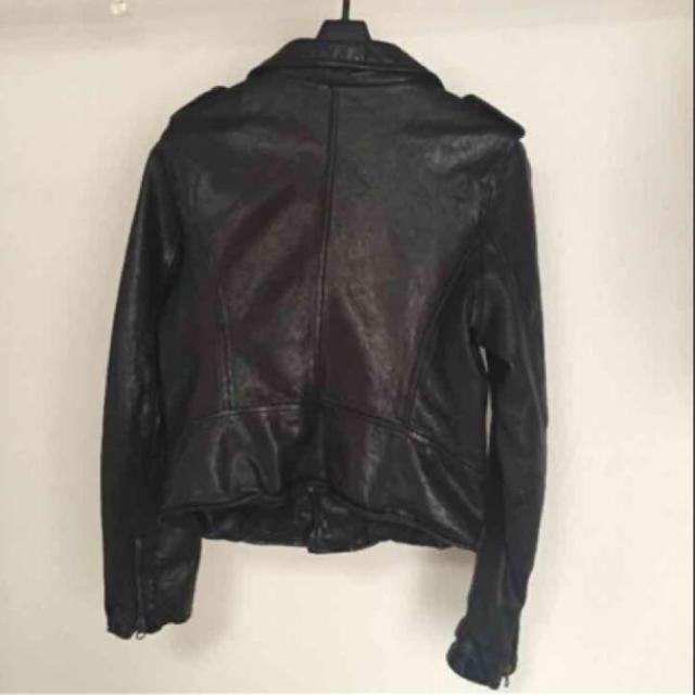 Ungrid(アングリッド)の美品 アングリッド  本革 ライダースジャケット ブラック 黒 レディースのジャケット/アウター(ライダースジャケット)の商品写真