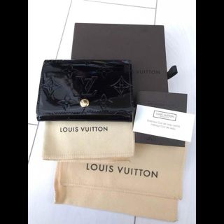 ルイヴィトン(LOUIS VUITTON)の【超美品】ルイヴィトン ヴェルニ 名刺入れ カードケース ブラック(名刺入れ/定期入れ)