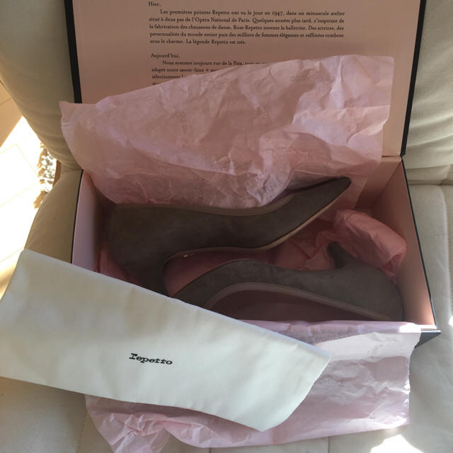 repetto(レペット)の【専用となりました☆】レペット  スエードパンプス  39 レディースの靴/シューズ(ハイヒール/パンプス)の商品写真