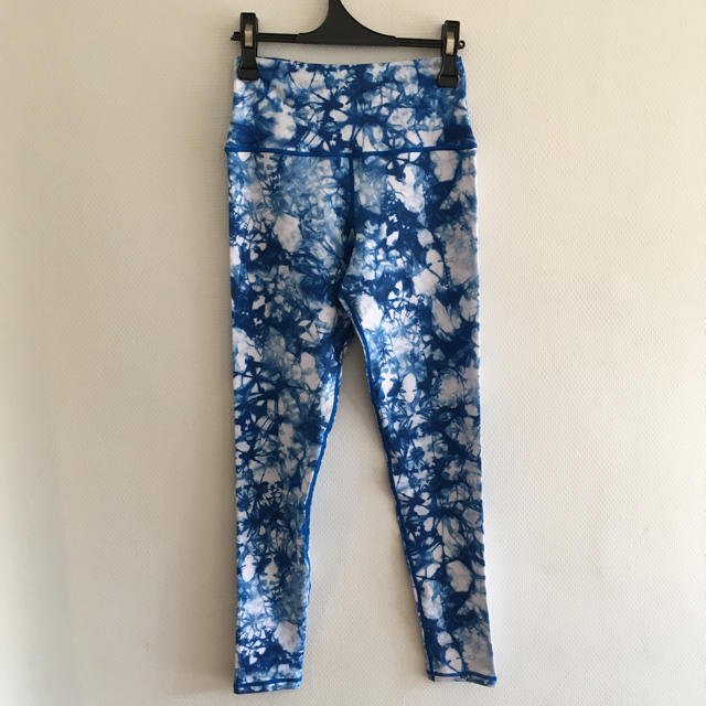 lululemon(ルルレモン)のlululemon pants size4 *outlet* スポーツ/アウトドアのトレーニング/エクササイズ(ヨガ)の商品写真