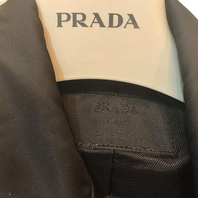 PRADA(プラダ)の専用です。お値下げしました！PRADAハーフコート メンズのジャケット/アウター(その他)の商品写真