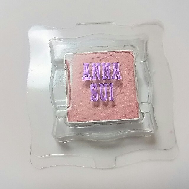 ANNA SUI(アナスイ)の２点で500円【38】アナスイ アイシャドウ コスメ/美容のベースメイク/化粧品(アイシャドウ)の商品写真