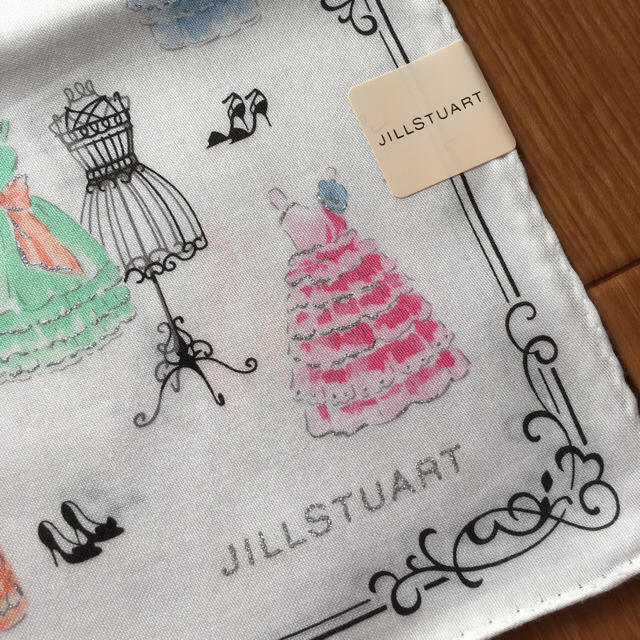 JILLSTUART(ジルスチュアート)のジルスチュアート新品大判ハンカチ2枚セット★ピンク系ホワイト白 レディースのファッション小物(ハンカチ)の商品写真