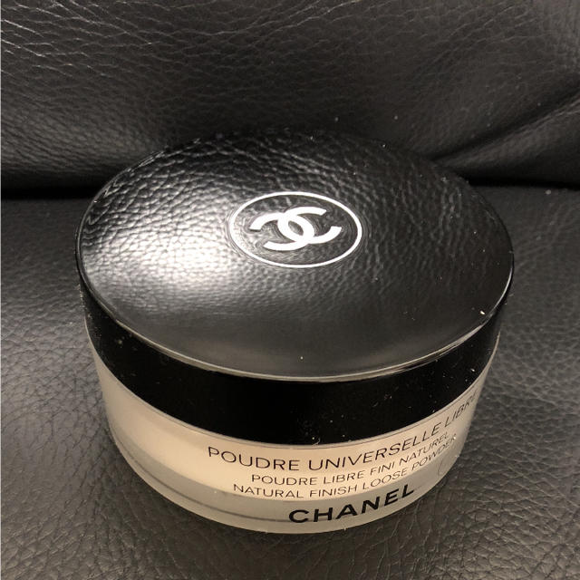 CHANEL(シャネル)の【新品】シャネル プードゥル ユニヴェルセル  リーブル ルースパウダー コスメ/美容のベースメイク/化粧品(フェイスパウダー)の商品写真