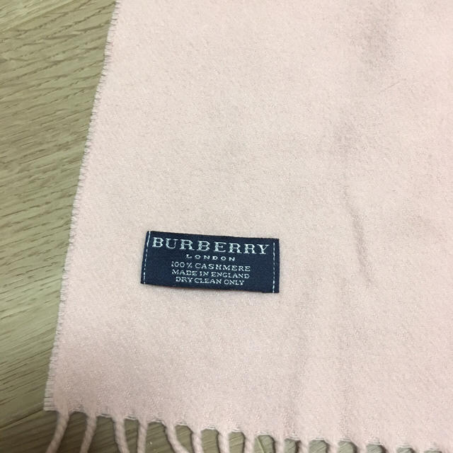 BURBERRY(バーバリー)のバーバリー マフラー  薄ピンク レディースのファッション小物(マフラー/ショール)の商品写真