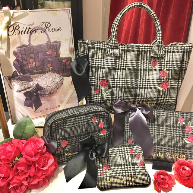 Maison de FLEUR(メゾンドフルール)のメゾンドフルール💓大人気完売商品❣️薔薇刺繍グレンチェックトートバッグ🎀✨ レディースのバッグ(トートバッグ)の商品写真