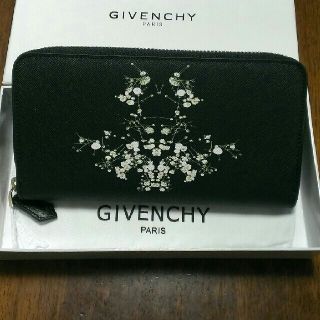 ジバンシィ(GIVENCHY)の新品未使用品　ジバンシー　ラウンドファスナー　長財布(長財布)