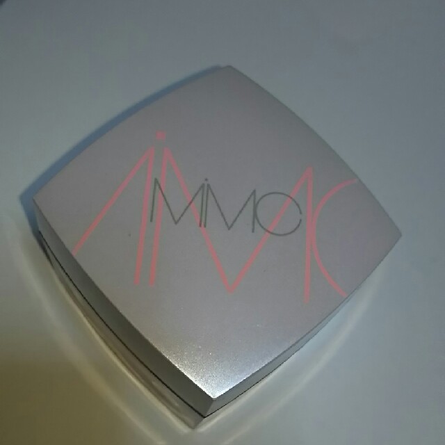 MiMC(エムアイエムシー)のMIMiC エッセンスハーブバームクリーム コスメ/美容のスキンケア/基礎化粧品(フェイスオイル/バーム)の商品写真