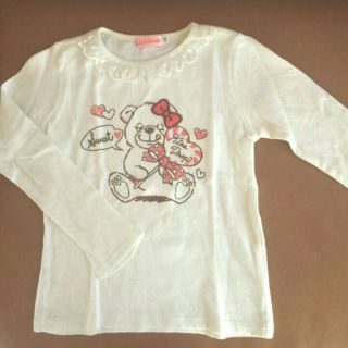 ベベ(BeBe)の❤ベベ❤フリルとワッペンがかわいい厚手の長袖Tシャツ120(その他)