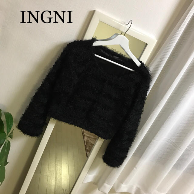 INGNI(イング)のショート丈ボリュームトップス レディースのトップス(ニット/セーター)の商品写真