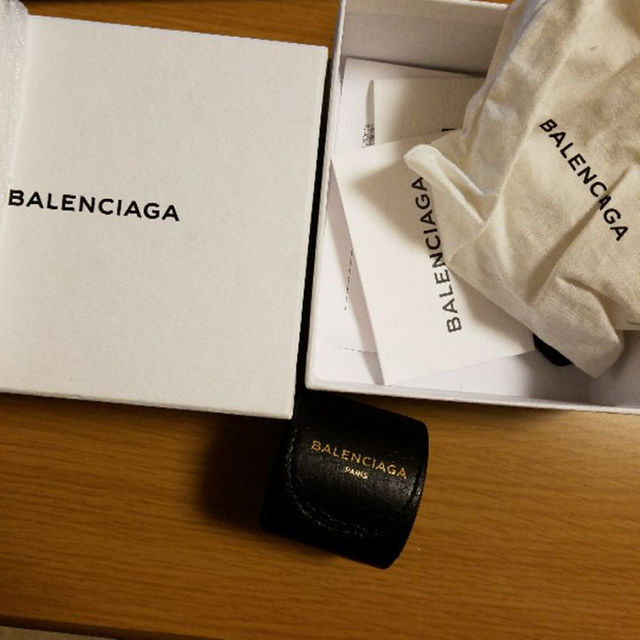 Balenciaga(バレンシアガ)のBalenciaga レザーブレスレット メンズのアクセサリー(ブレスレット)の商品写真