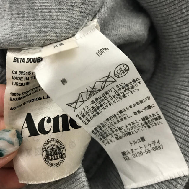 ACNE(アクネ)のアリックスさま専用 レディースのトップス(トレーナー/スウェット)の商品写真