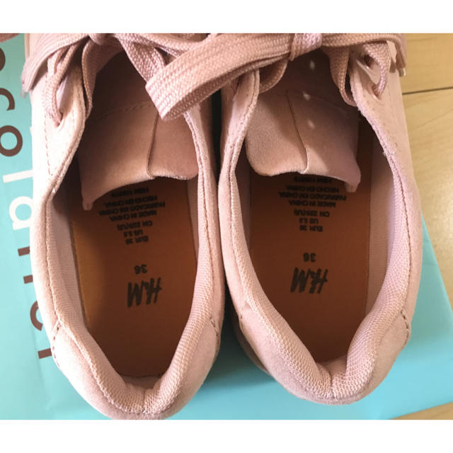 H&M(エイチアンドエム)のピンクスニーカー レディースの靴/シューズ(スニーカー)の商品写真