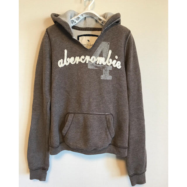 Abercrombie&Fitch(アバクロンビーアンドフィッチ)の☆ちー太郎様専用☆  アバクロ  パーカー レディースのトップス(パーカー)の商品写真